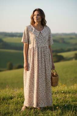 Vintage Rabbit Designs Floral Ditsy Print Maxi Dress with Large Collar